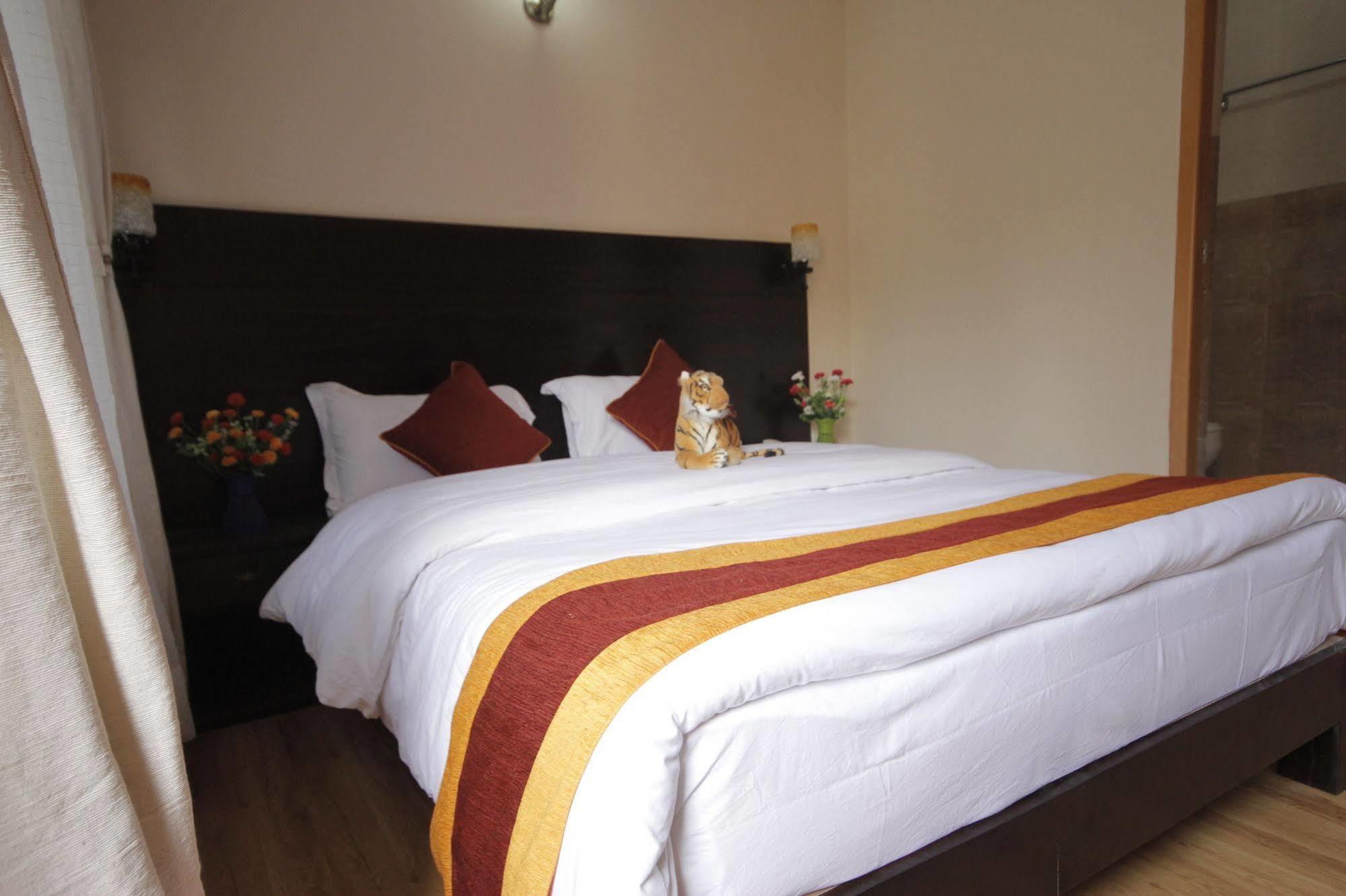 Kathmandu Sunny Hotel Exterior foto